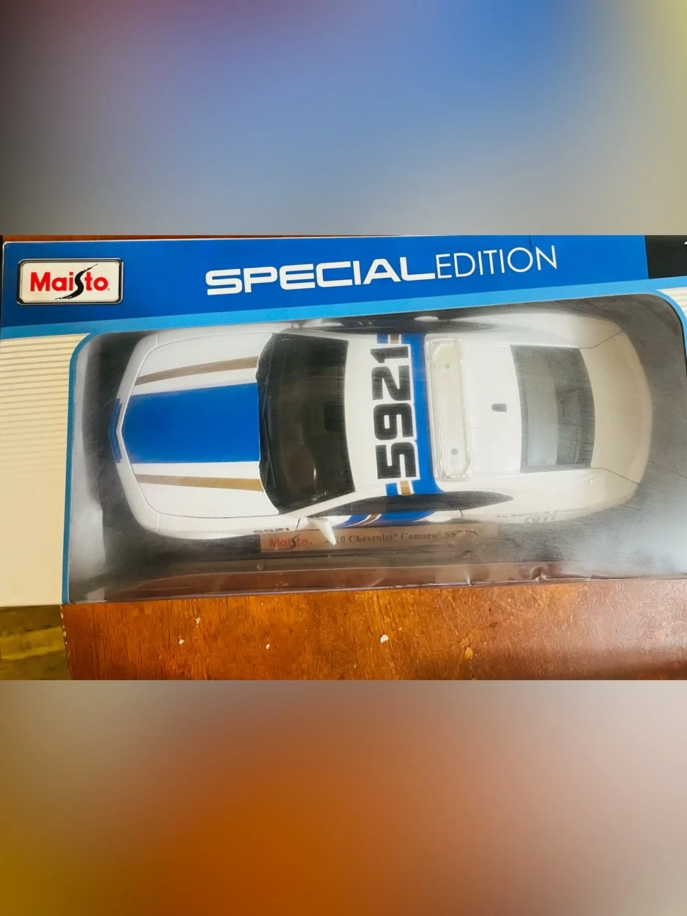 Police Maisto White Blue & Gold Camaro Toy Car